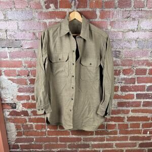 Vintage WWII Field Shirt Mens Medium Brown Wool Flannel Military Button Up 40s